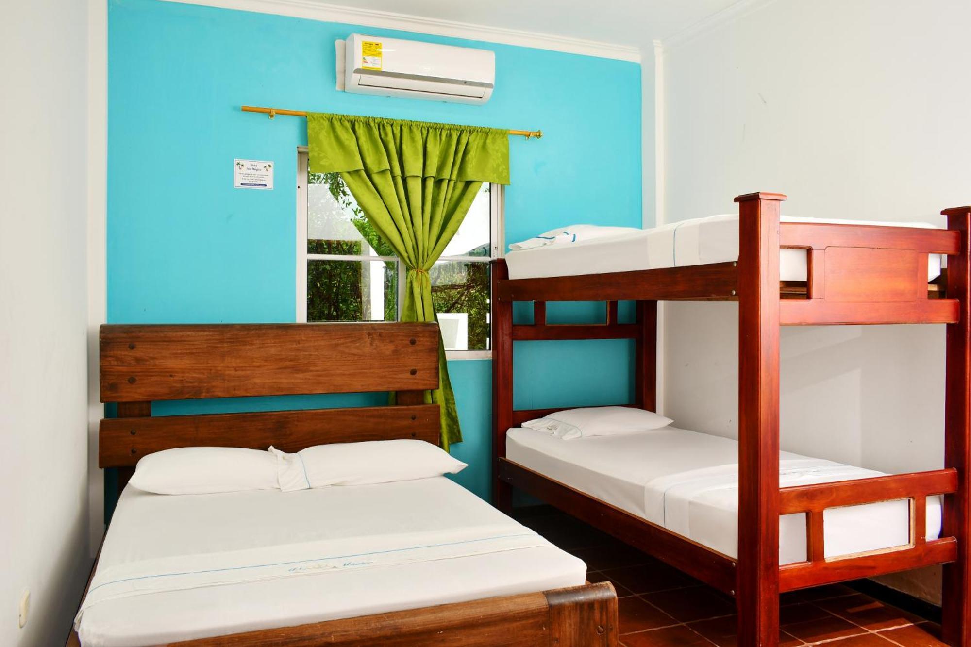Hotel Isla Magica Coveñas 外观 照片