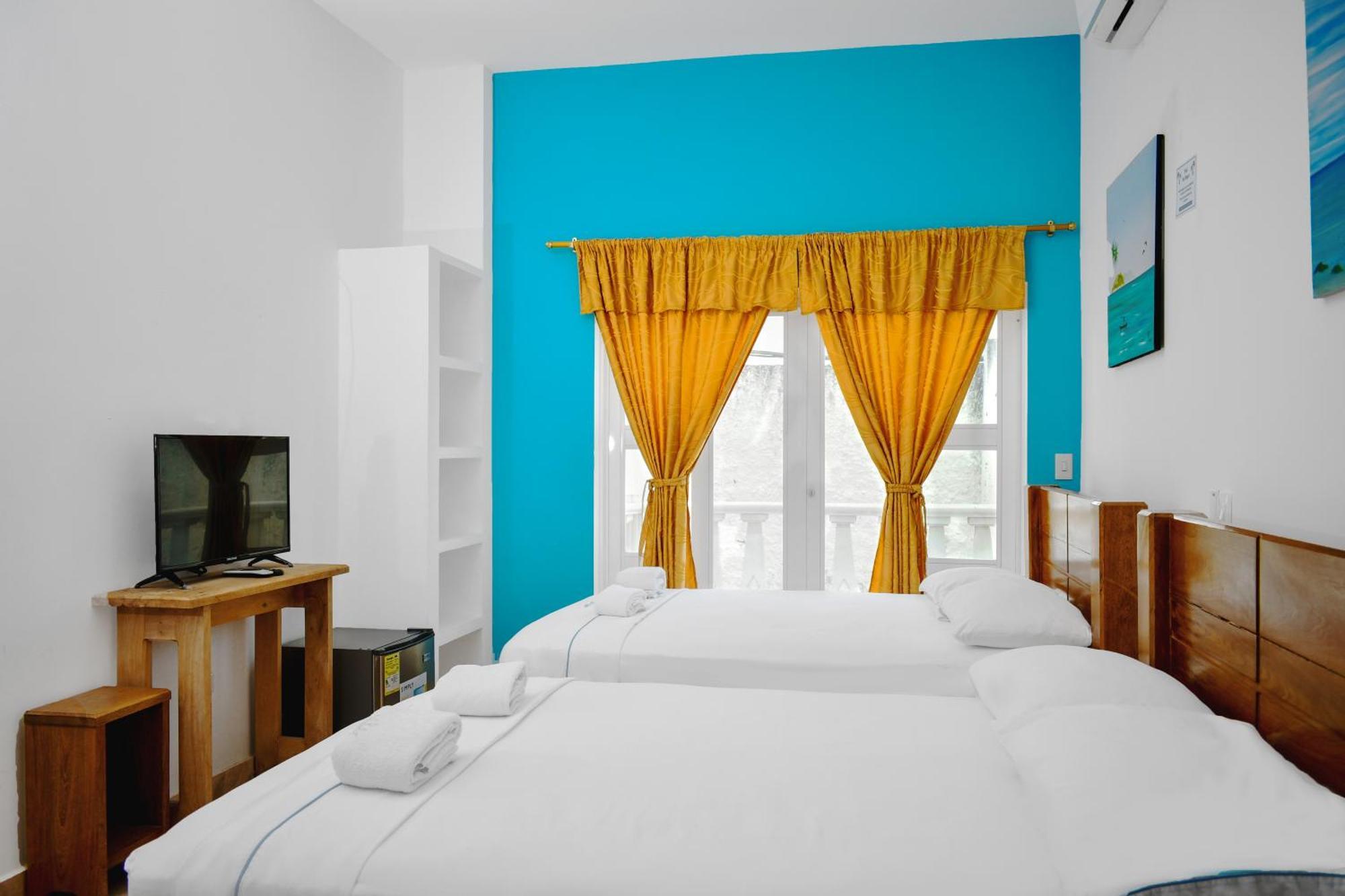 Hotel Isla Magica Coveñas 外观 照片
