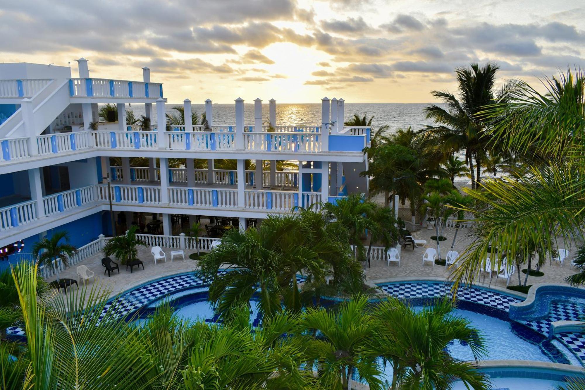 Hotel Isla Magica Coveñas 外观 照片