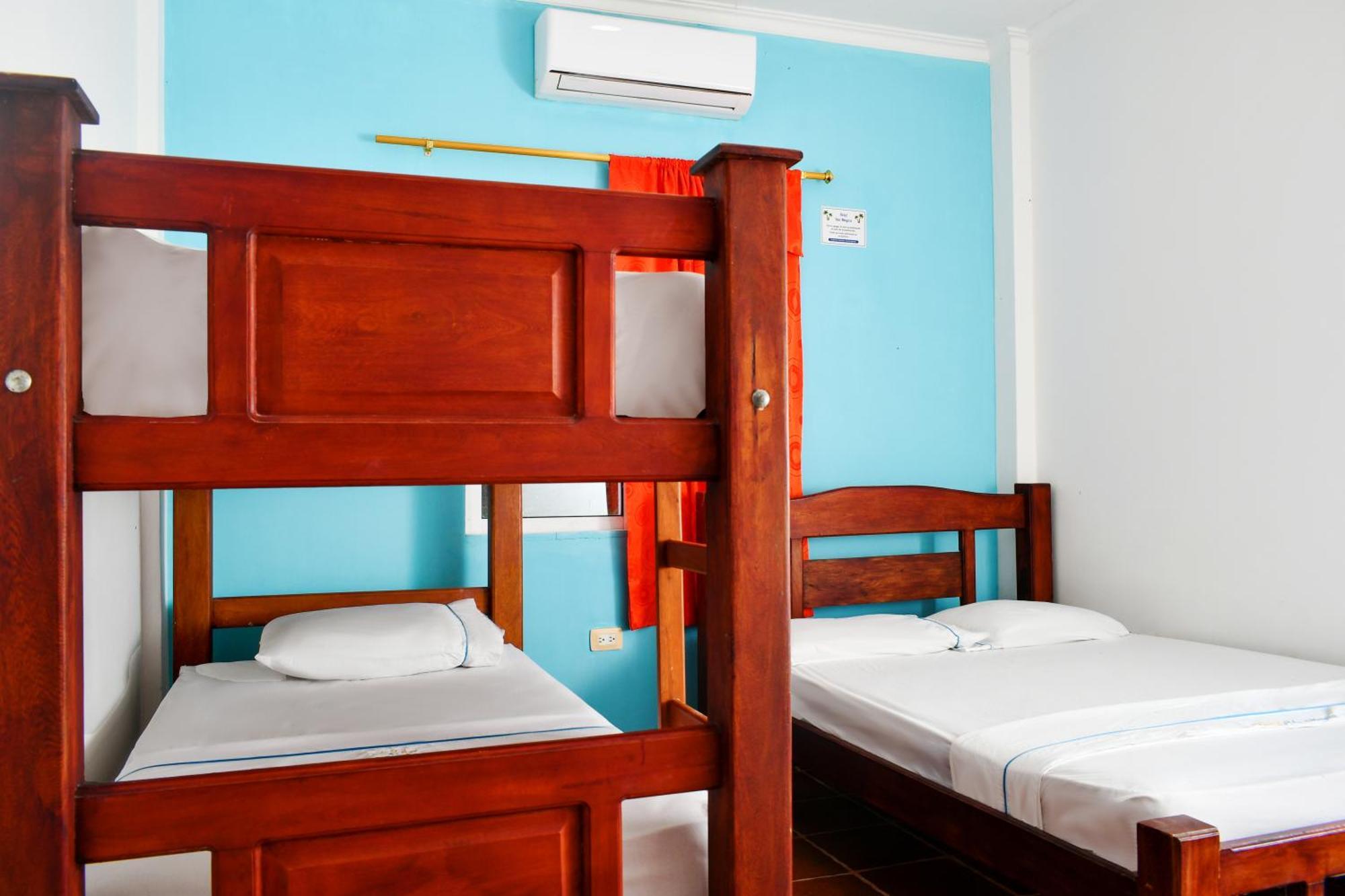Hotel Isla Magica Coveñas 外观 照片