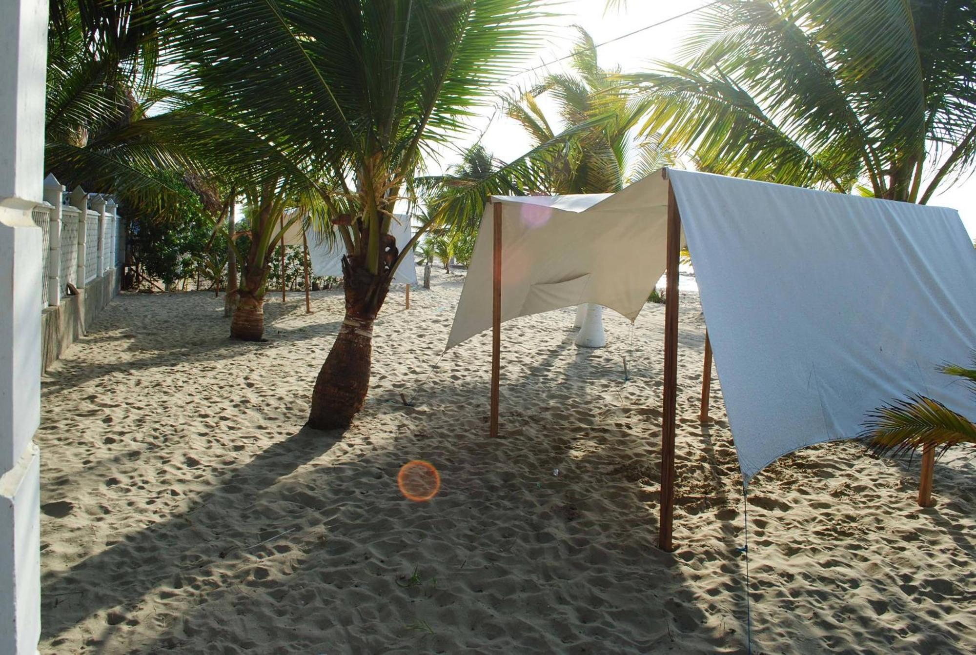 Hotel Isla Magica Coveñas 外观 照片